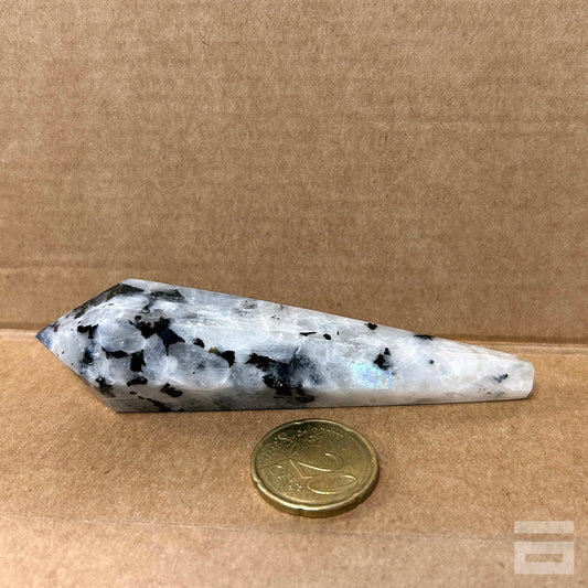 Punta Cuarzo con turmalina negra