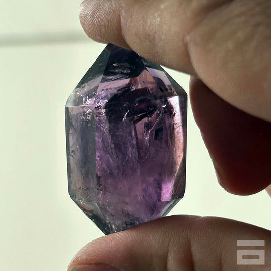 Punta Cuarzo Amatista Biterminada