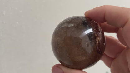 Esfera de Cuarzo ahumado con arcoíris