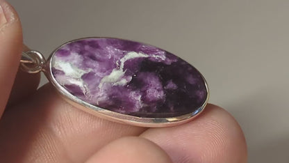 Colgante plata de kämmererita